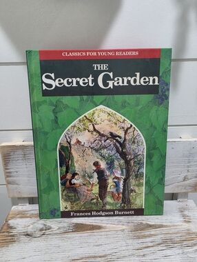 Vintage The Secret Garden Book